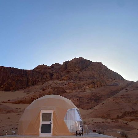 Hotel Omar Ali Luxury Camp à Wadi Rum Extérieur photo