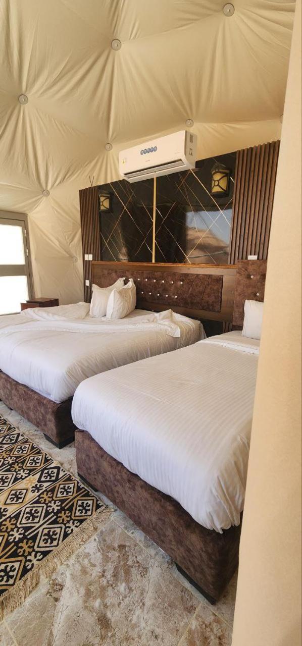 Hotel Omar Ali Luxury Camp à Wadi Rum Extérieur photo